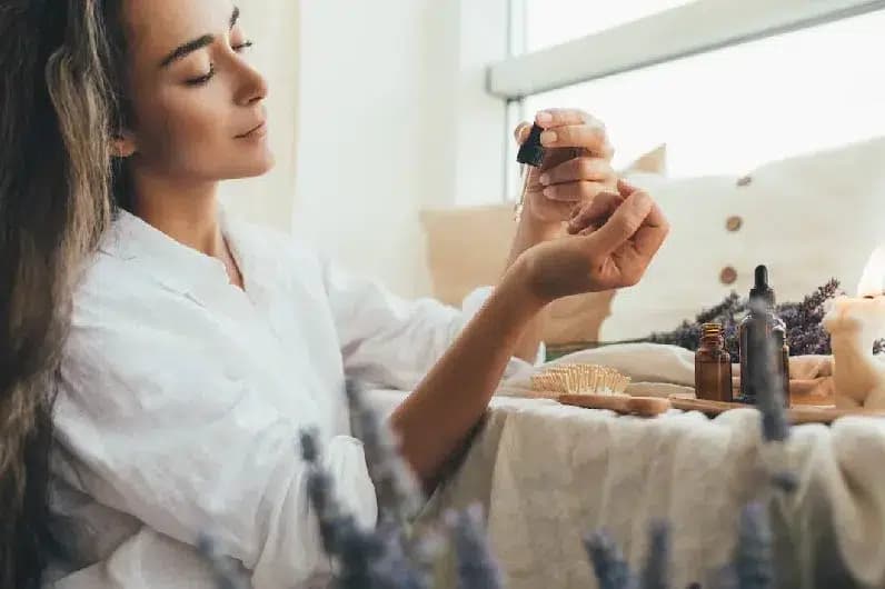 Essential oil perfume